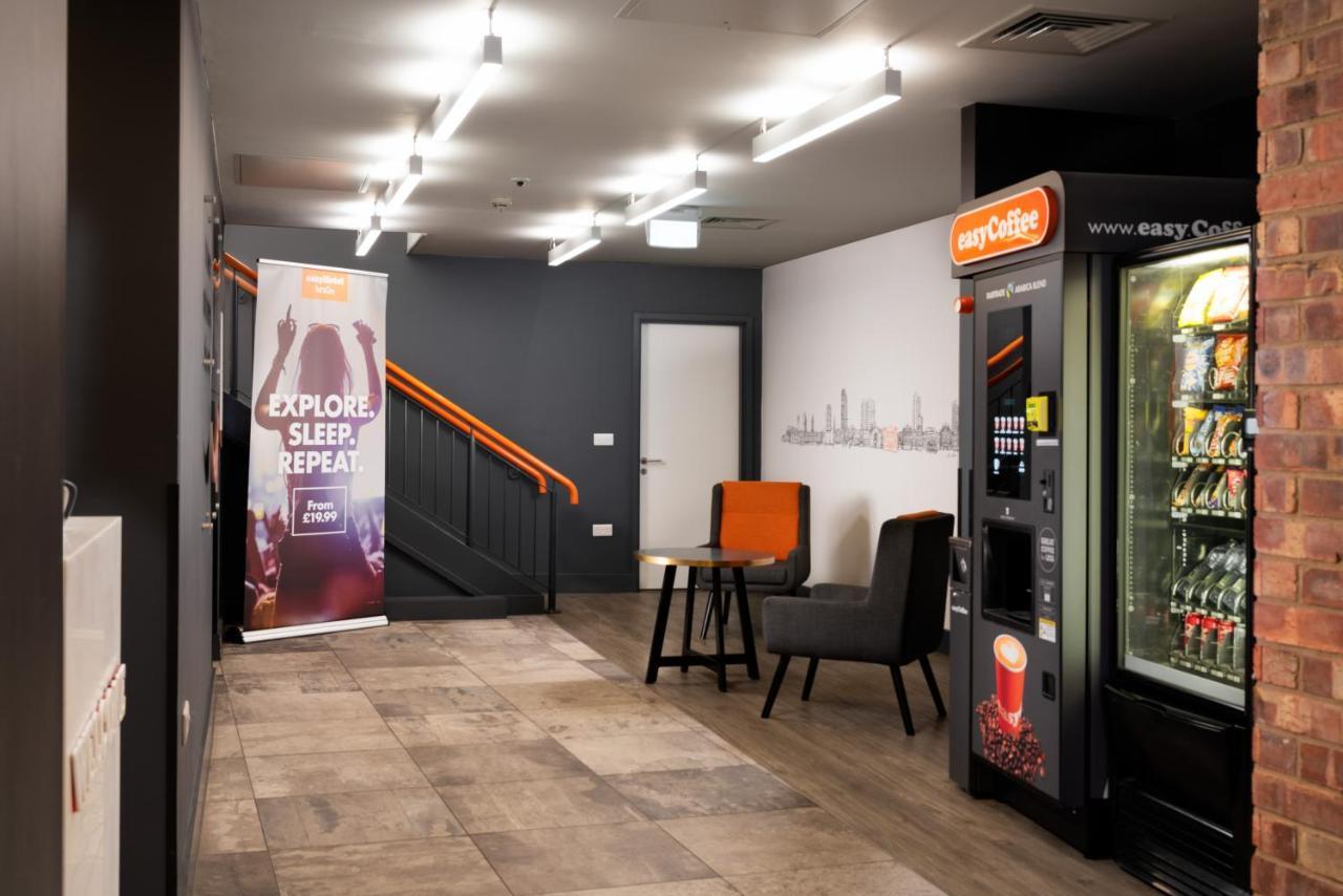 Easyhotel Leeds Zewnętrze zdjęcie