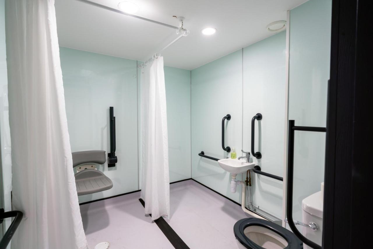 Easyhotel Leeds Zewnętrze zdjęcie
