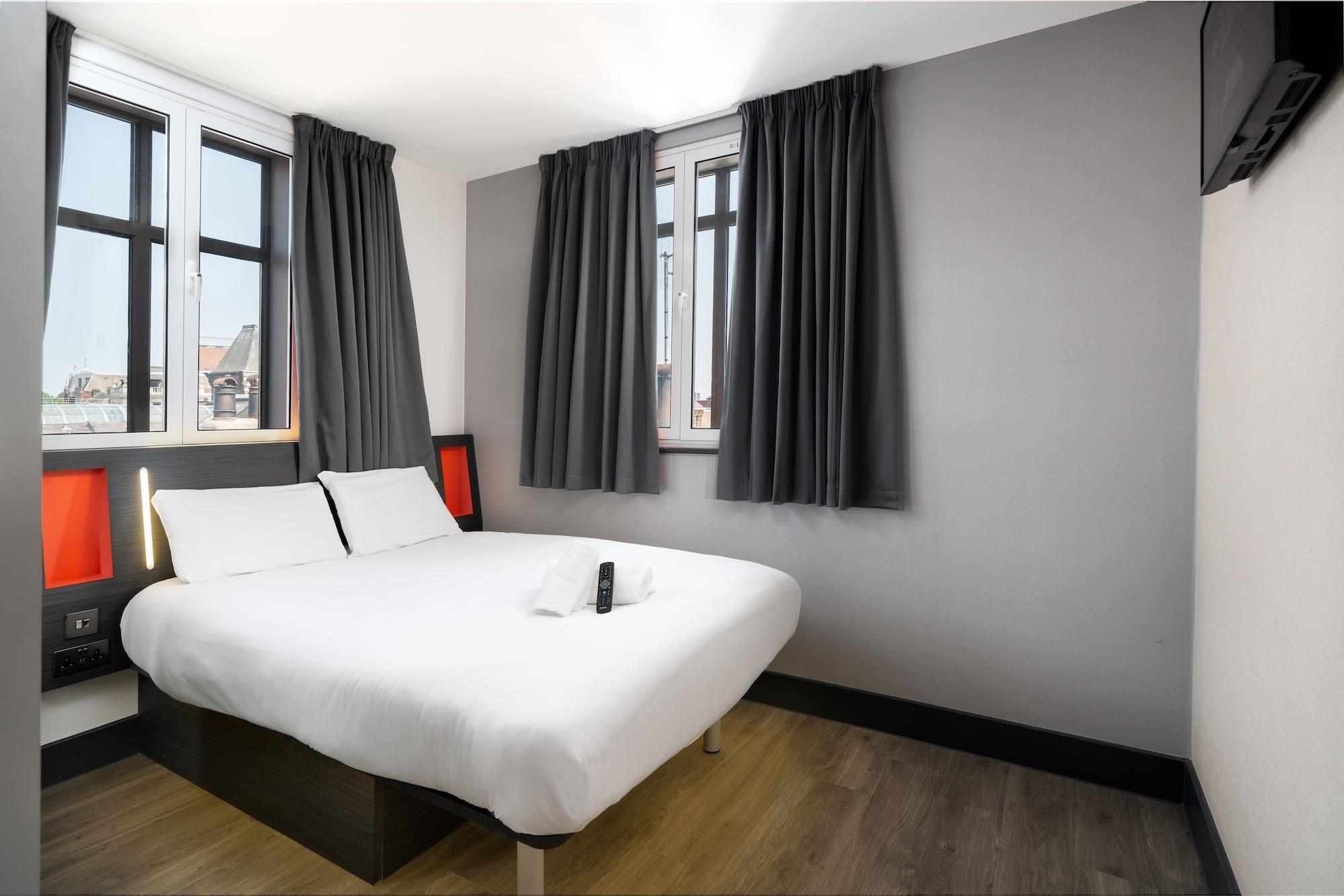 Easyhotel Leeds Zewnętrze zdjęcie