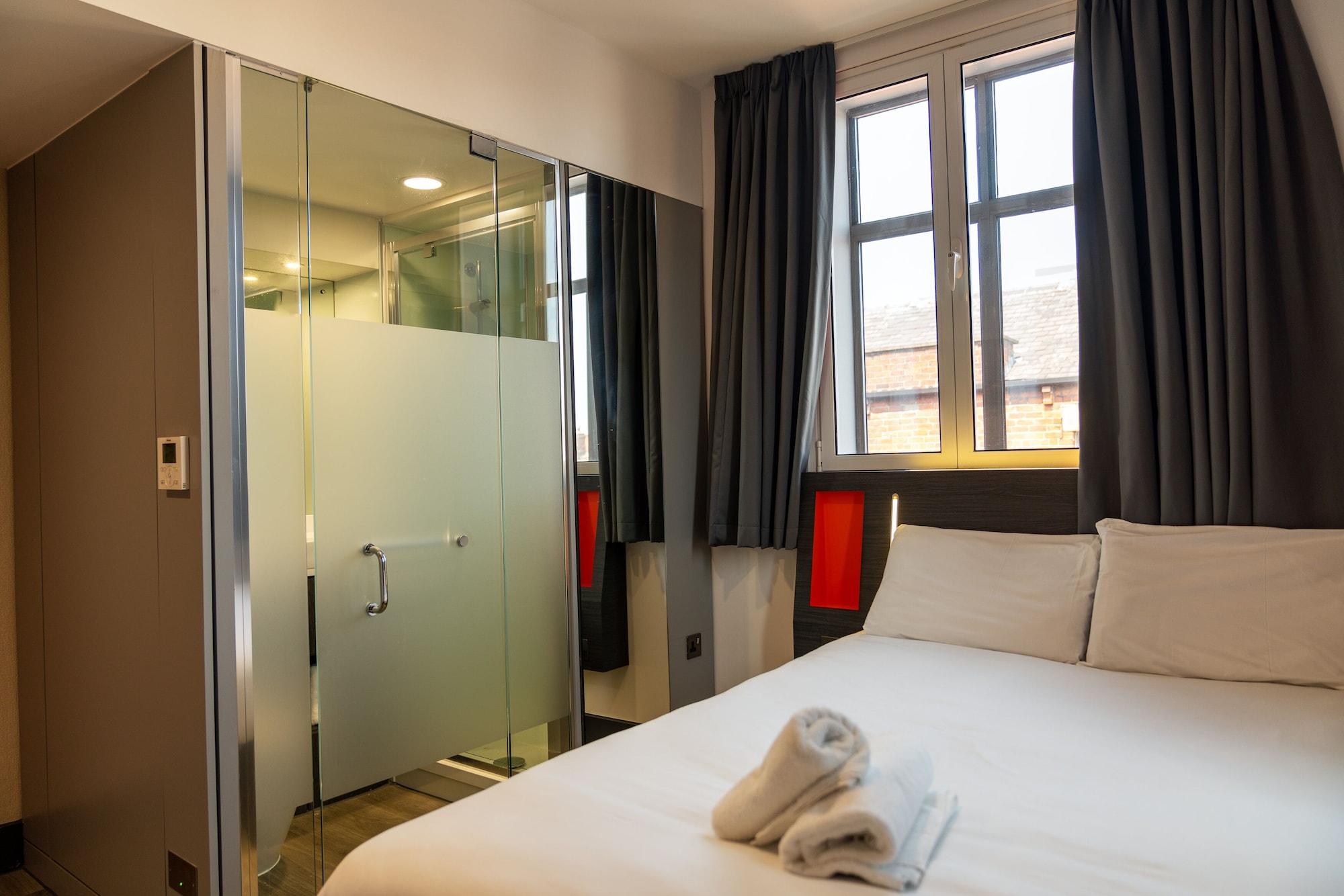 Easyhotel Leeds Zewnętrze zdjęcie