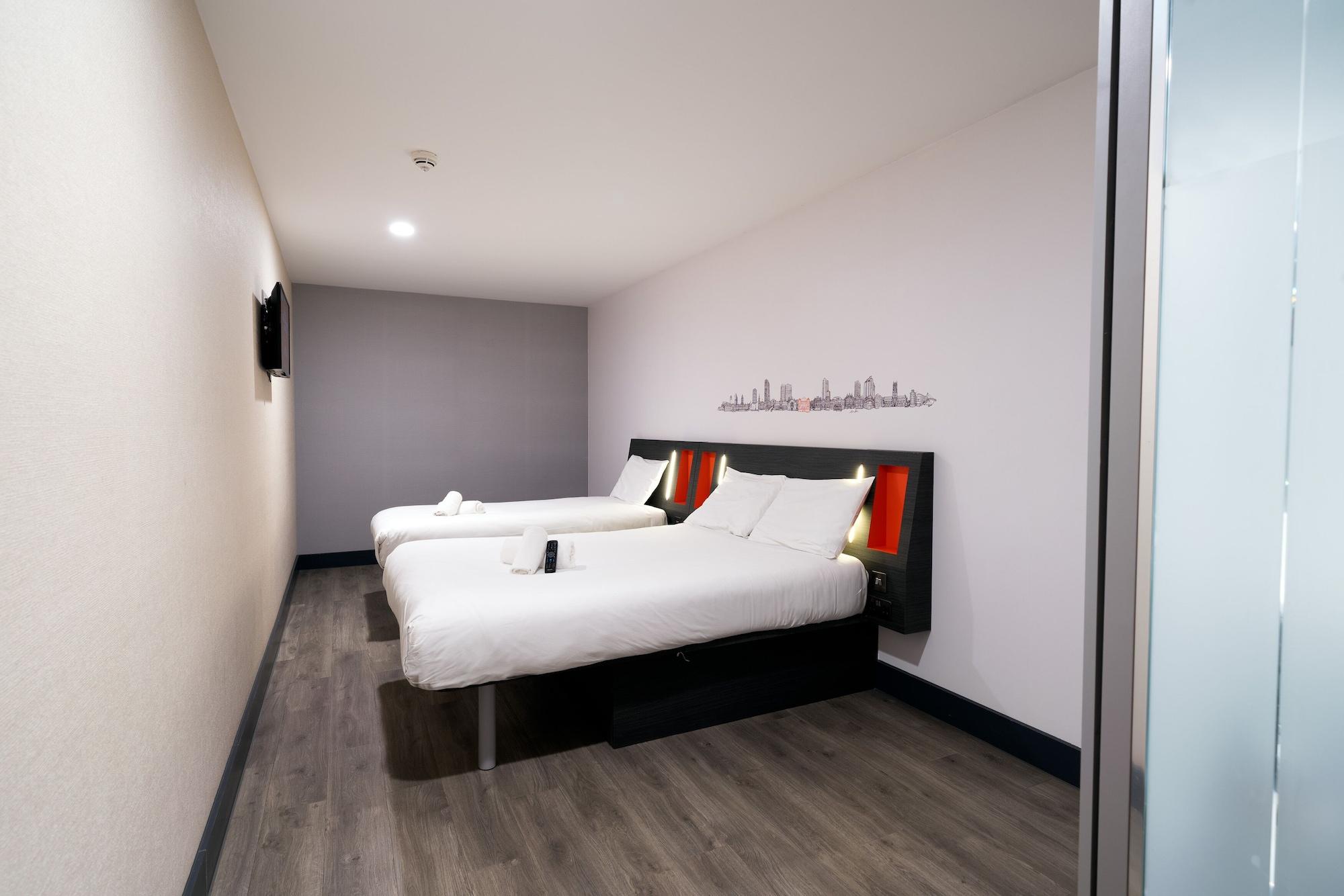 Easyhotel Leeds Zewnętrze zdjęcie